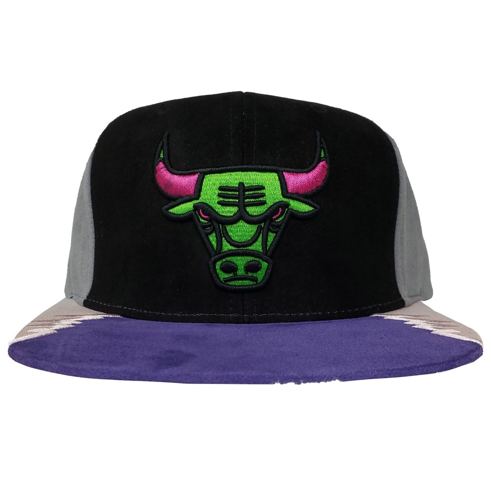 Chicago Bulls Mitchell & Ness NBA Snapback Hat Cap 3D Logo Jordan 5 Hookup NWT‎